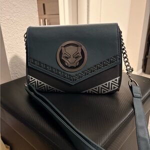 Loungefly Black Panther Crossbody Bag - Black and Gray